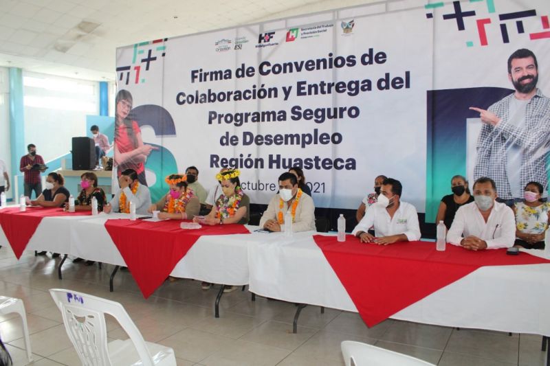 FIRMA DE CONVENIO POR PARTE DE LA PRESIDENTA ERIKA SAAB LARA