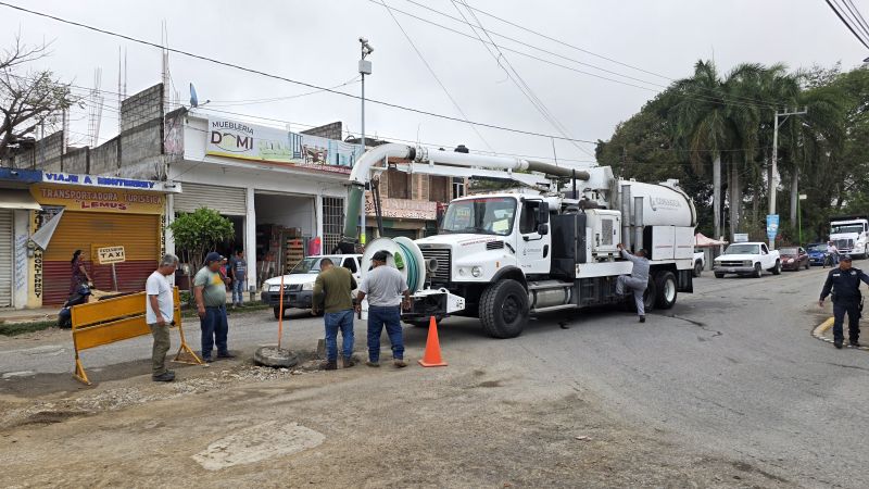 INICIA EL ALCALDE DR. ESCAMILLA JORNADA INTENSIVA DE MANTENIMIENTO AL SISTEMA DE DRENAJE EN SAN FELI